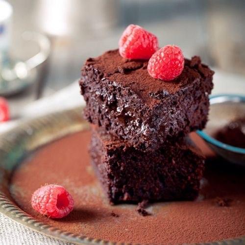 Брауни.  Брауни в американской кухне - то же самое, что у нас, например, шарлотка.