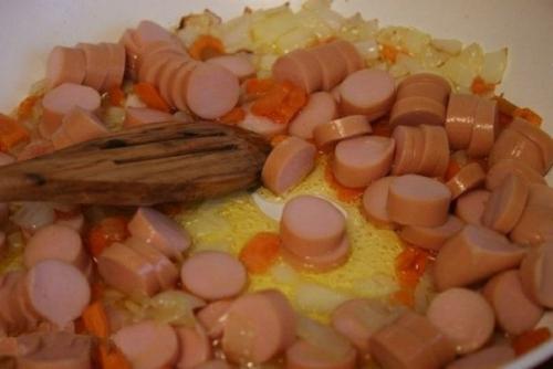 Очень быстрый суп с сосисками. 02