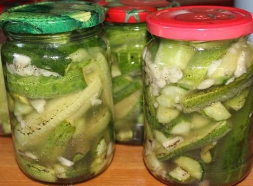 Огурцы дольками с чесноком на зиму.