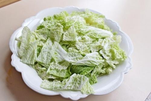 Салат с куриной грудкой, овощами и йогуртом. 02