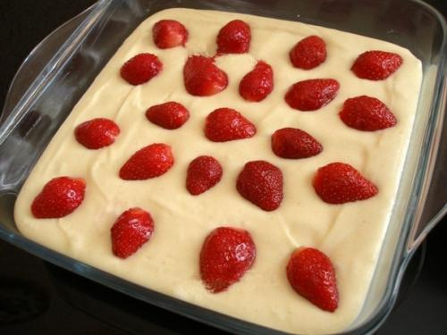 Пирог с клубникой. 06