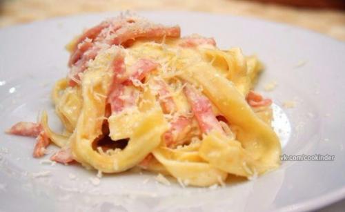 Кабачки.  Вкусный и полезный овощ, который попал в Европу в 16 веке.