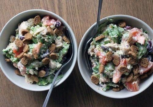 Летний салатик с сухариками. 05