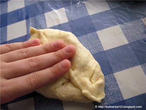 Жареные дрожжевые пирожки с картошкой. 03