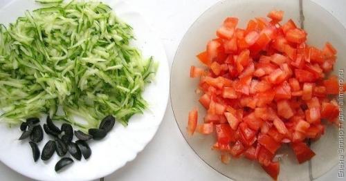 Салат Арбуз.  Для приготовления салата понадобятся следующие ингредиенты *: 03