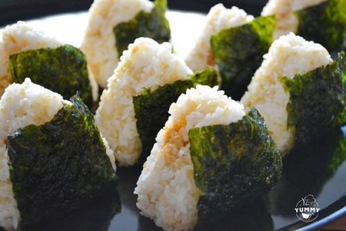 Онигири - японские рисовые колобки. 02