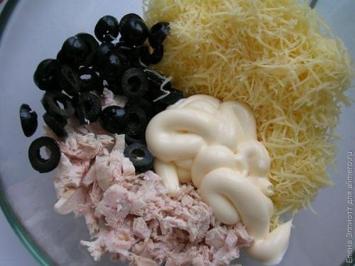 Салат Арбуз.  Для приготовления салата понадобятся следующие ингредиенты *: 01