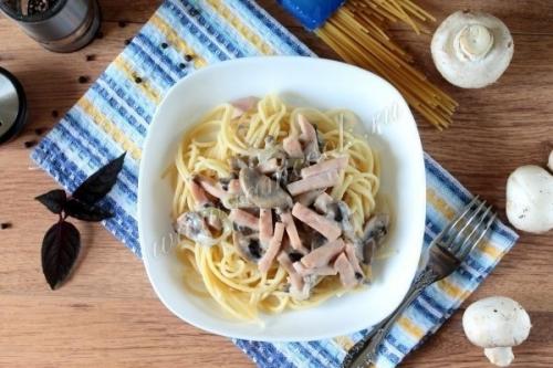 Паста с ветчиной и грибами. 07