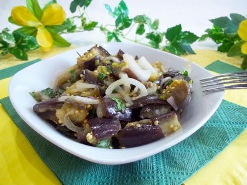 Маринованные баклажаны.  Уже целую неделю мы едим баклажаны только в таком виде!