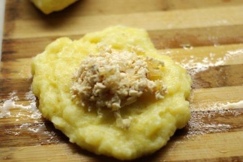 Картофельные котлетки с курицей. 05