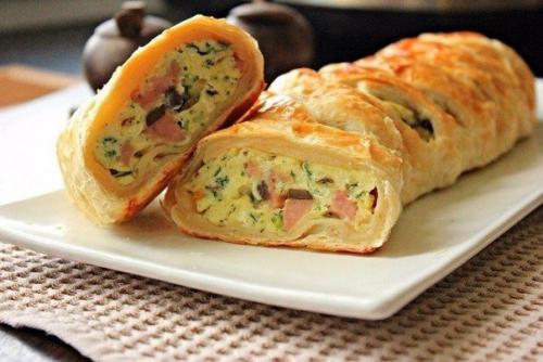 Яичница - болтунья в слоёном тесте?