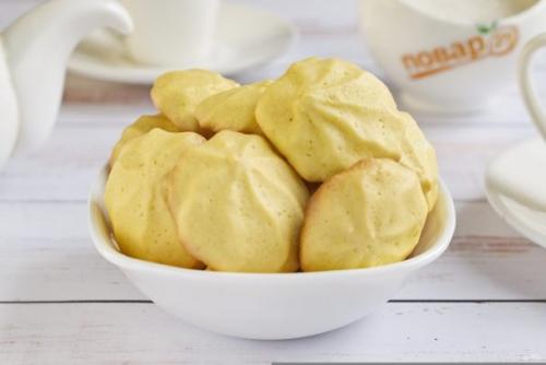 Бисквитное печенье.  Ингредиенты: