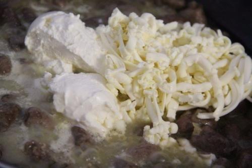 Куриные сердечки в сливочном соусе. 06 Куриные сердечки в сливочном соусе. 06