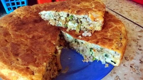 Супер нежный пирог с капустой и мясом.
