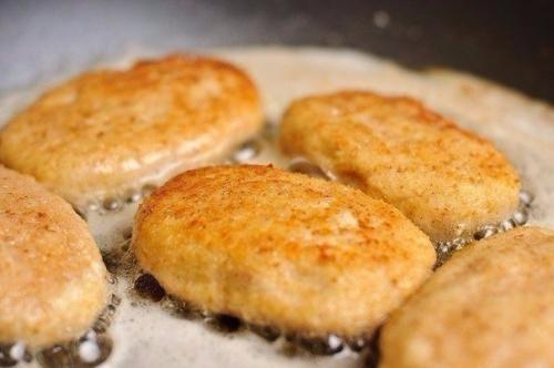Куриные котлеты с сыром. 08