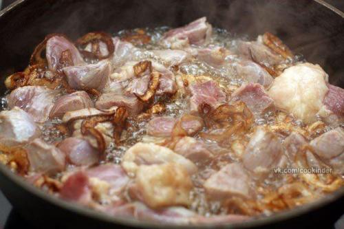 Узбекский плов.  Ингредиенты: 03