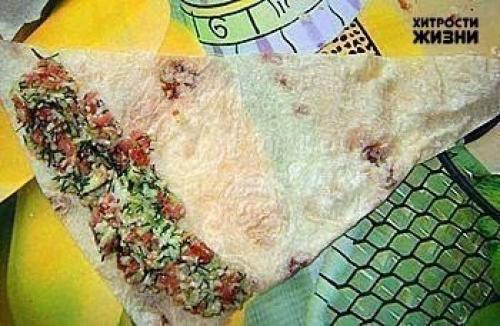 Закусочные рулетики из армянского лаваша. 01