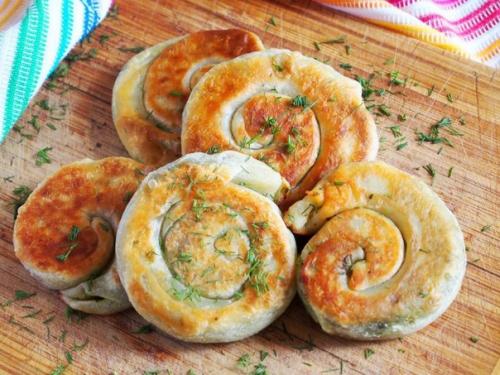 Лепешки с зеленью.