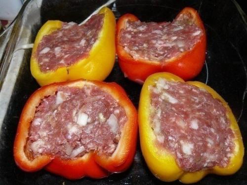 Перцы фаршированные.  4 порции: 01