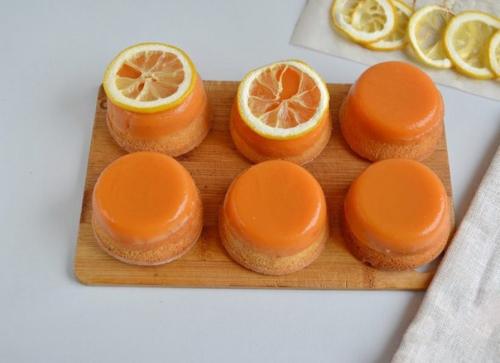 Ароматные лимонные пирожные.
