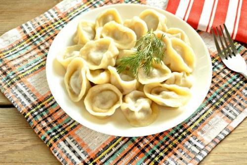 Домашние пельмешки с мясным фаршем. 01