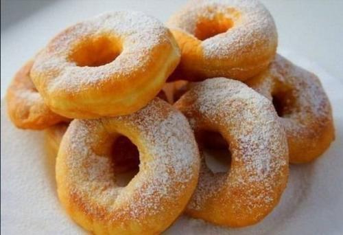 Дрожжевые пончики.  Ингредиенты: