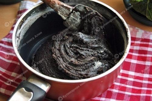 Торт Спартак.   Торт Спартак - это медовик с заварным кремом и шоколадными медовыми коржами. 02