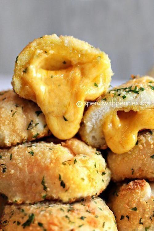 Сырные бомбочки.   Время приготовления: 30 мин. 01