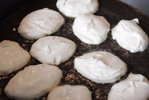 Сырники из творога с бананом. 04