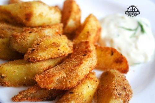 Ароматный запеченный картофель.