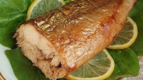 Скумбрия почти горячего копчения.