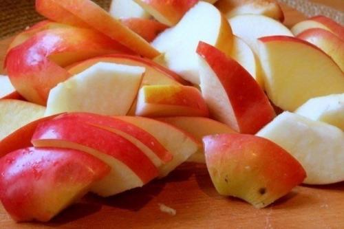 Курица с яблоками. 02