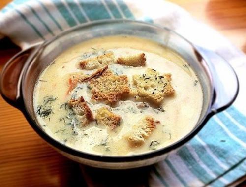 Сырный суп по-французски с курицей.