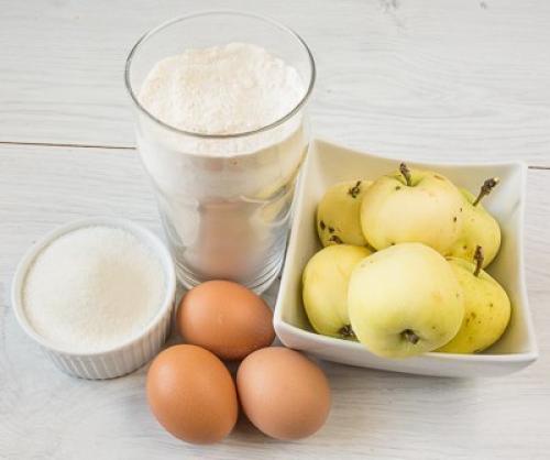 Классическая яблочная шарлотка. 01