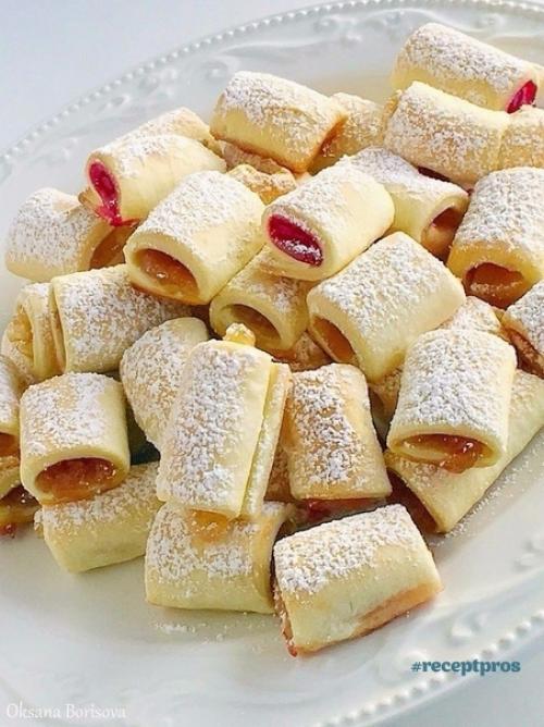 Нежное тесто с разноцветным вареньем внутри!