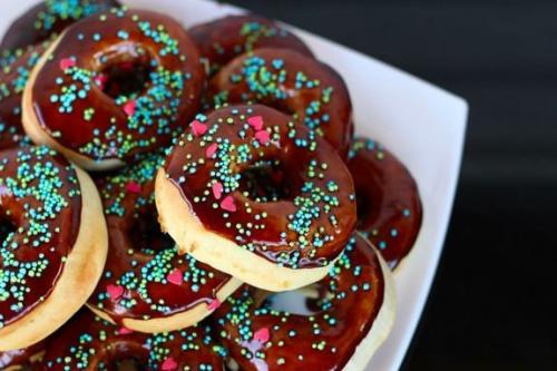 Вкусные и быстрые пончики.