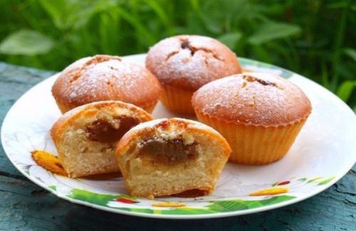 Кексы со сгущенкой?
