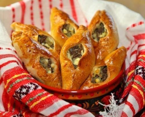 Растегаи с мясом Кузнецкий Мост.