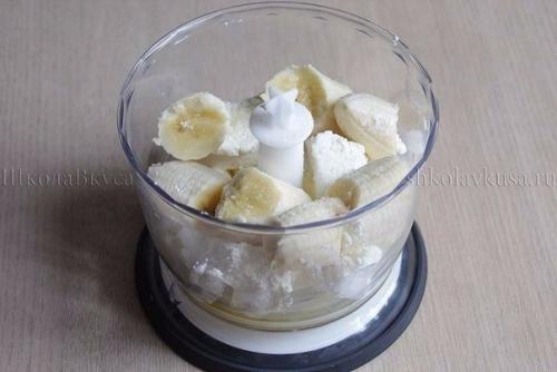 Сырники из творога с бананом. 02