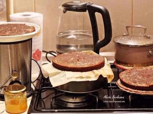 Торт Прага.  Очень просто (как оказалось) и вкусно. 03