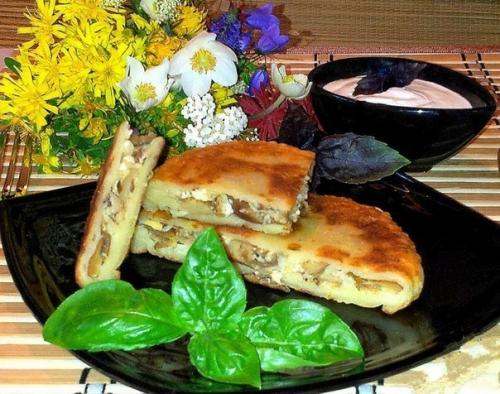 Сырные лепешки с начинкой.