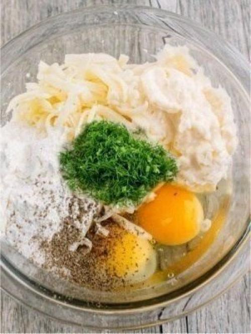 Куриные оладушки. Ингредиенты: 02 Куриные оладушки. Ингредиенты: 02