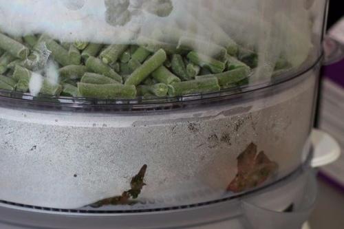 Паровые котлеты из индейки с зеленью. 04