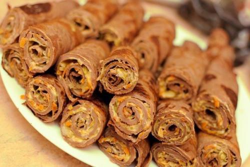 Блинчики печеночные с начинкой.