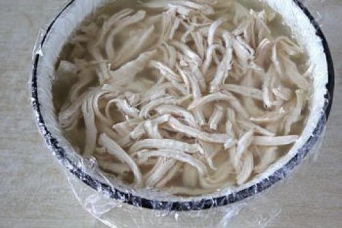 Заливное из курицы. 04