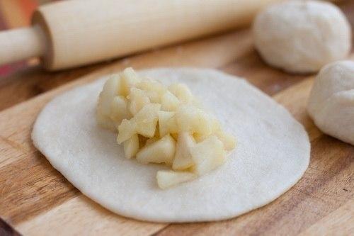 Яблочные пирожки.   Пышные и румяные, мои любимые пирожки с яблоками. 03