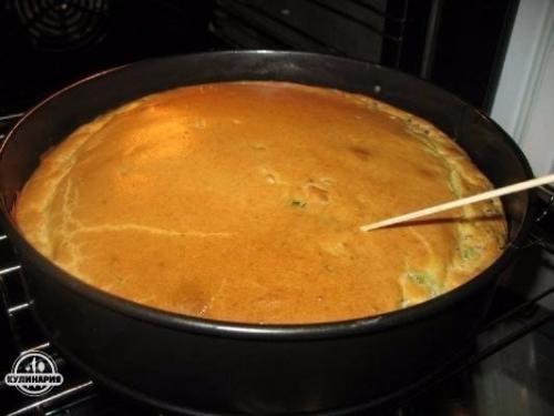 Супер нежный пирог с капустой и мясом.