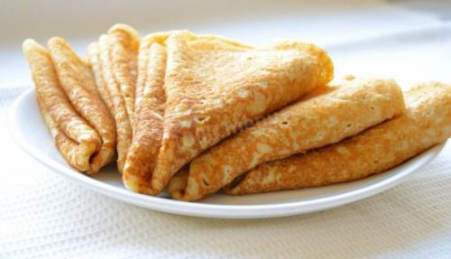 Кто-то: tы такая худая, я думаю, ты вooбще ничего не кушаешь за день. 02