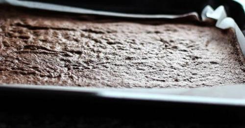 Шоколадно - банановый рулет за 30 минут. 01