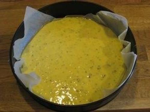Пирог на сгущенном молоке с кремом из творога. 01